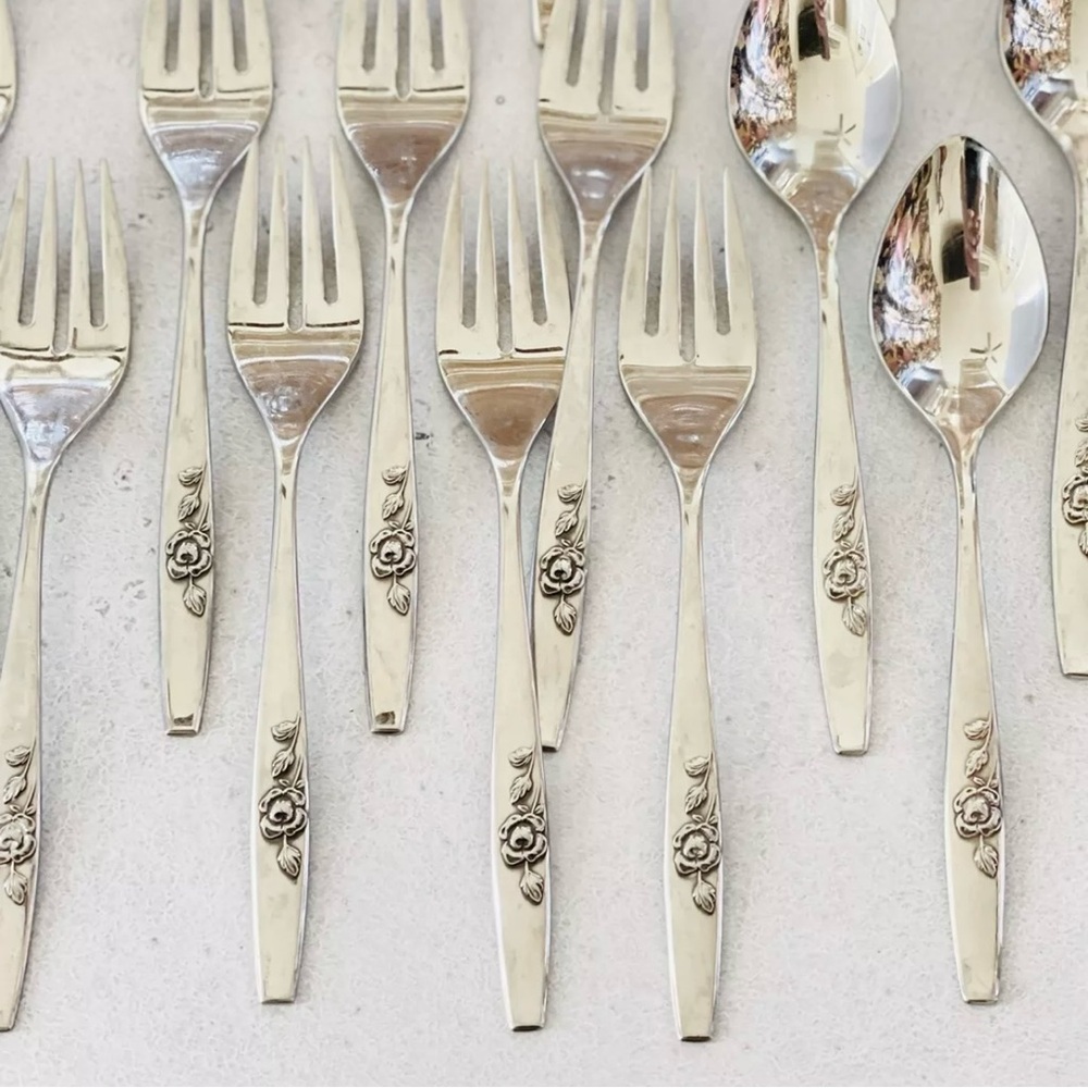 37 Pc. Oneida SSS stainless flatware OUR ROSE Lot Forks Knives Spoons - Picture 3 of 7